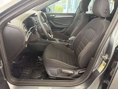 Used 2022 Volkswagen Jetta Sport w/ IQ.Drive Package FWD image 5