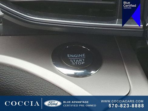 Certified 2022 Ford Explorer XLT w/ Equipment Group 202A image 24