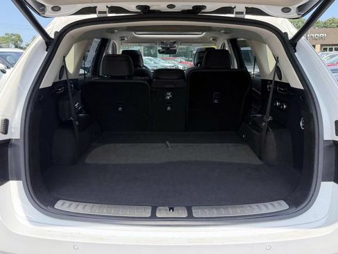 Certified 2025 Genesis GV80 3.5T Advanced AWD/4WD image 7