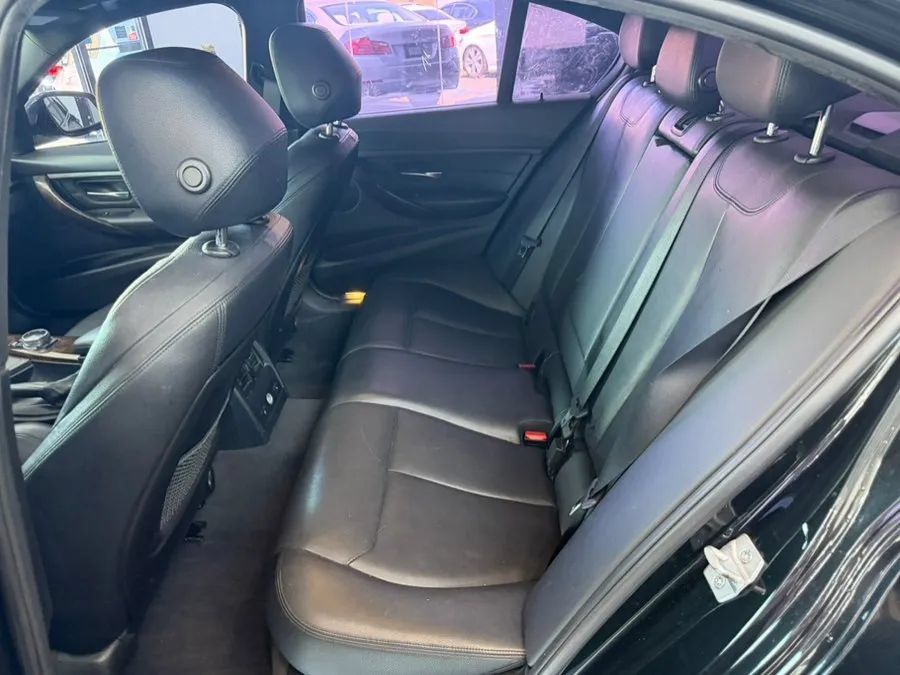 Used 2015 BMW 328i Sedan RWD image 10