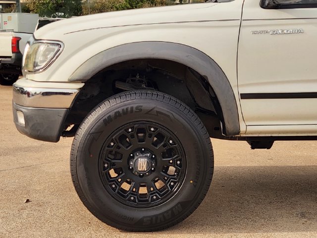 Used 2003 Toyota Tacoma PreRunner RWD image 5
