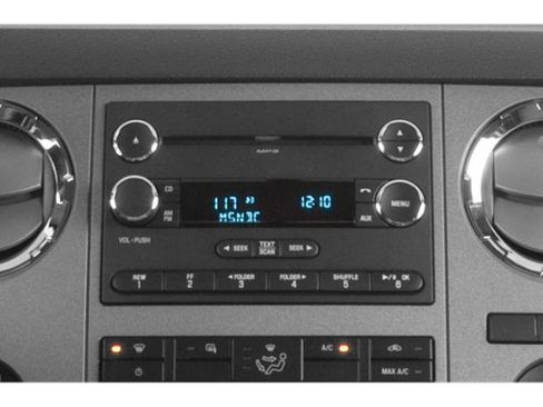 Used 2015 Ford F250 Lariat w/ Lariat Interior Package image 10