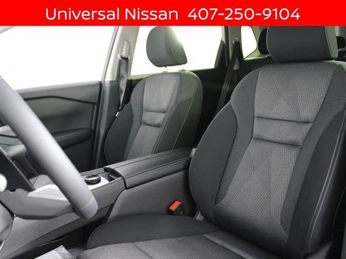 New 2026 Nissan Rogue SV FWD image 17