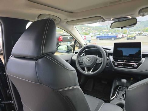 Used 2026 Toyota Corolla XLE FWD image 10