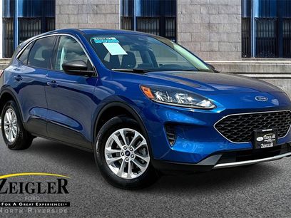 Certified 2022 Ford Escape SE w/ Cold Weather Package