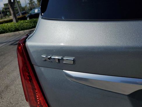 Used 2023 Cadillac XT5 Luxury FWD image 11