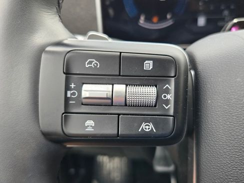 Used 2025 Hyundai Santa Fe SEL FWD image 21
