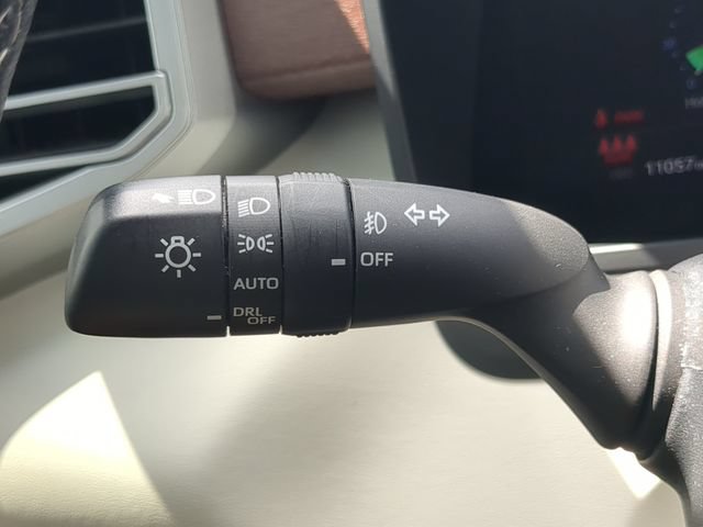 Used 2024 Toyota Tundra Capstone AWD/4WD image 31