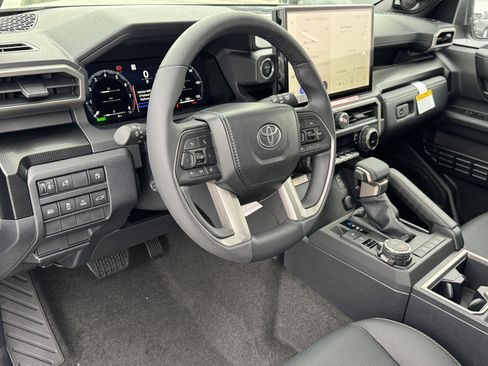 New 2026 Toyota 4Runner Limited AWD/4WD image 16