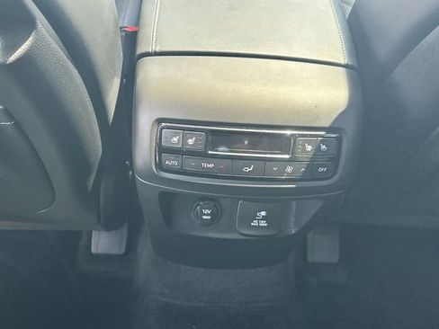 Used 2025 Hyundai Palisade SEL FWD image 14