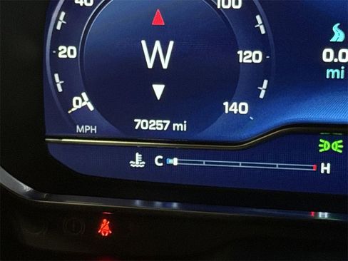 Used 2024 Chevrolet Tahoe LT image 13