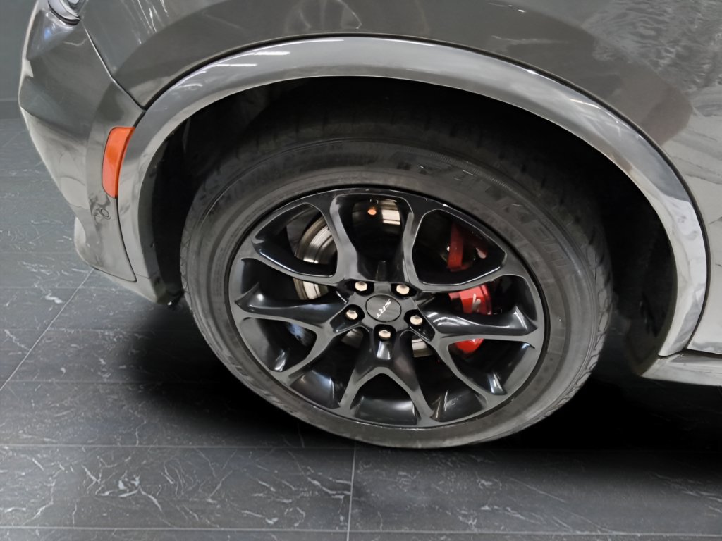 Used 2022 Dodge Durango SRT w/ Technology Group AWD/4WD image 29
