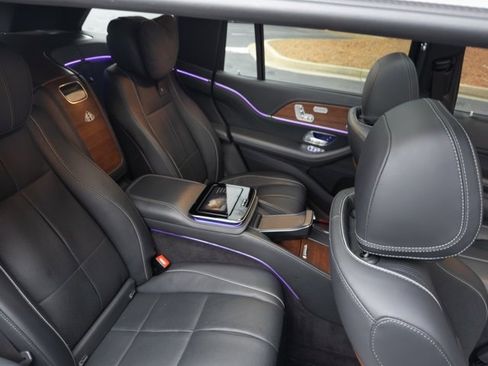 Used 2021 Mercedes-Benz Maybach GLS 600 4MATIC image 36