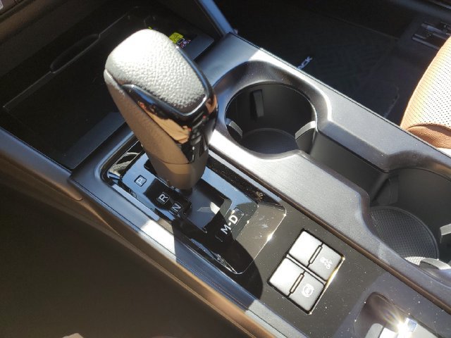 New 2026 Subaru Outback Touring AWD/4WD image 38