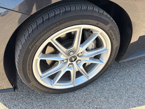 Used 2024 Ford Mustang GT Premium image 30