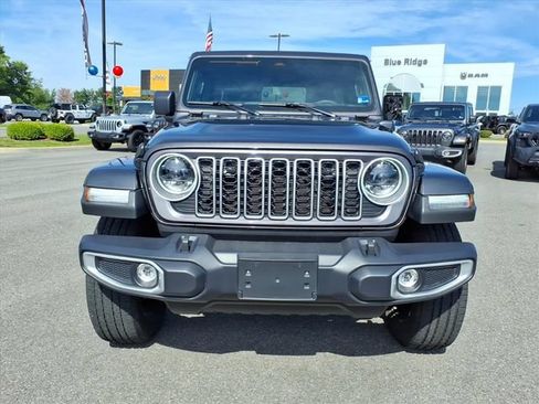 Used 2025 Jeep Wrangler Unlimited Sahara w/ Safety Group AWD/4WD image 12