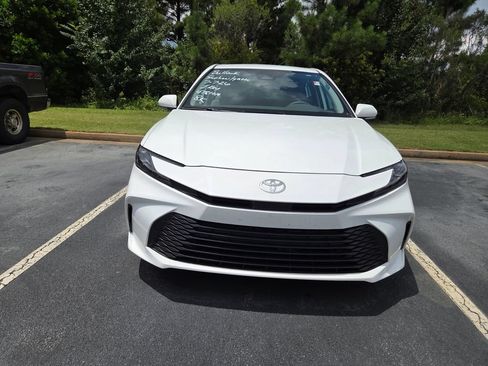 Used 2025 Toyota Camry LE FWD image 2