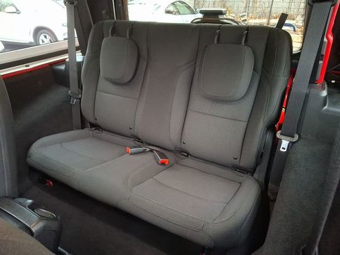 Used 2021 Jeep Wrangler Willys image 11