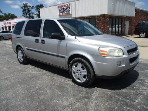 Used 2008 Chevrolet Uplander LS w/ Climate Package FWD image 13
