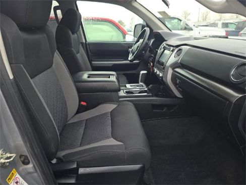 Used 2014 Toyota Tundra SR5 image 9