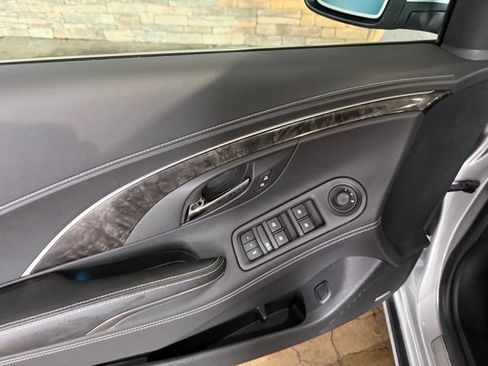Used 2014 Buick LaCrosse Leather FWD image 12