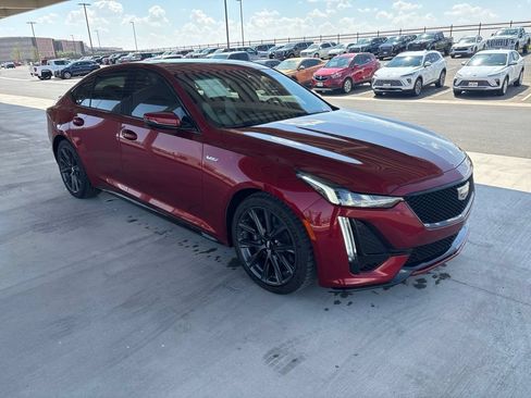 Used 2024 Cadillac CT5 V w/ Premium Package RWD image 9
