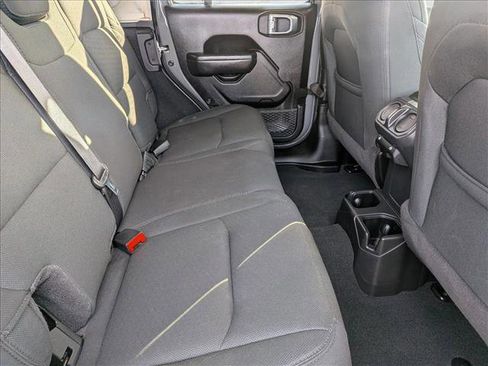 Used 2022 Jeep Wrangler Unlimited Sport AWD/4WD image 21