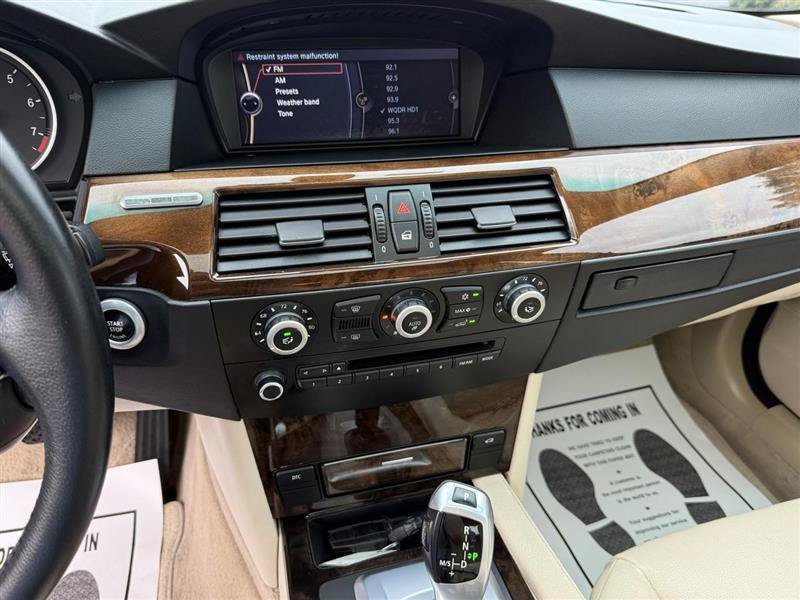 Used 2010 BMW 528i Sedan RWD image 18