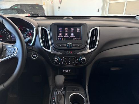 Certified 2024 Chevrolet Equinox LT image 14