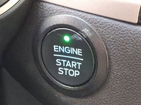 Used 2022 Ford Escape SEL image 25