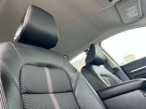 New 2026 Nissan Altima 2.5 SR FWD image 19
