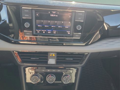 Used 2024 Volkswagen Taos S image 17