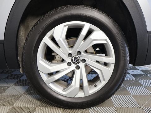 Used 2022 Volkswagen Atlas SE w/ Panoramic Sunroof Package FWD image 16