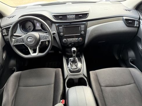 Used 2019 Nissan Rogue Sport S image 10