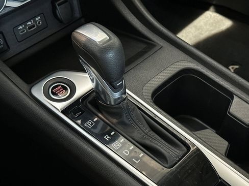 Used 2024 Nissan Sentra SV FWD image 20
