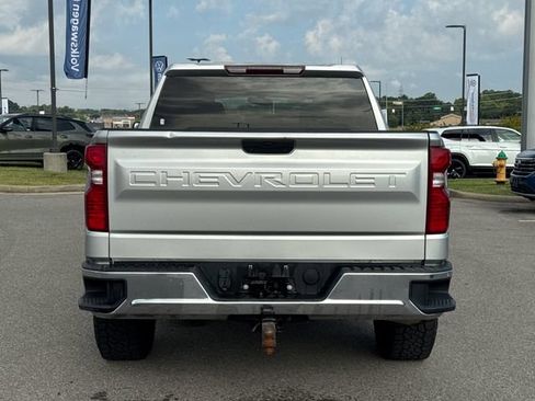 Used 2021 Chevrolet Silverado 1500 LT RWD image 4