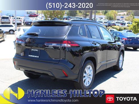 New 2026 Toyota Corolla Cross LE FWD image 7