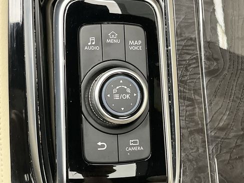 Used 2023 INFINITI QX80 Sensory w/ Cargo Package image 19