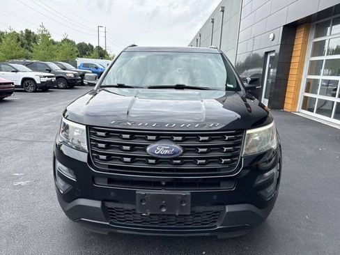 Used 2016 Ford Explorer Sport w/ Equipment Group 401A AWD/4WD image 8