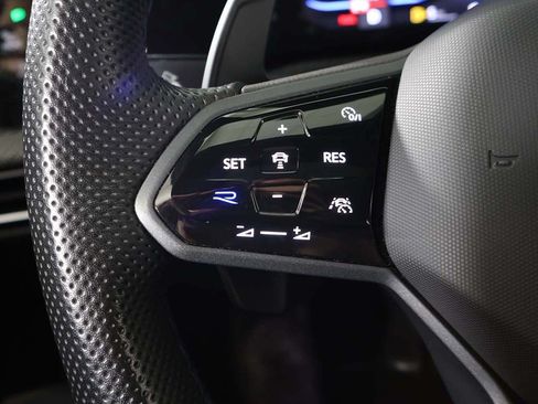 Used 2023 Volkswagen Golf R AWD/4WD image 47
