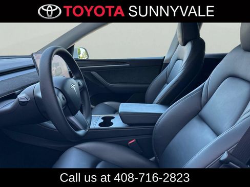 Used 2025 Tesla Model Y Long Range AWD/4WD image 14