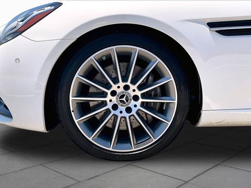 Used 2019 Mercedes-Benz SLC 300 image 11