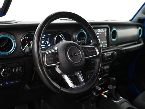 Used 2022 Jeep Wrangler Unlimited Rubicon 4xe w/ Cold Weather Group image 19