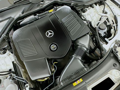 Used 2024 Mercedes-Benz E 350 4MATIC Sedan image 30