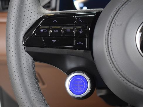 Certified 2024 Maserati Grecale GT AWD/4WD image 27
