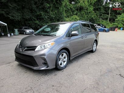 Used 2019 Toyota Sienna LE
