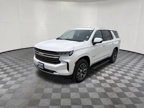 Used 2021 Chevrolet Tahoe LT w/ LT Signature Package AWD/4WD image 12
