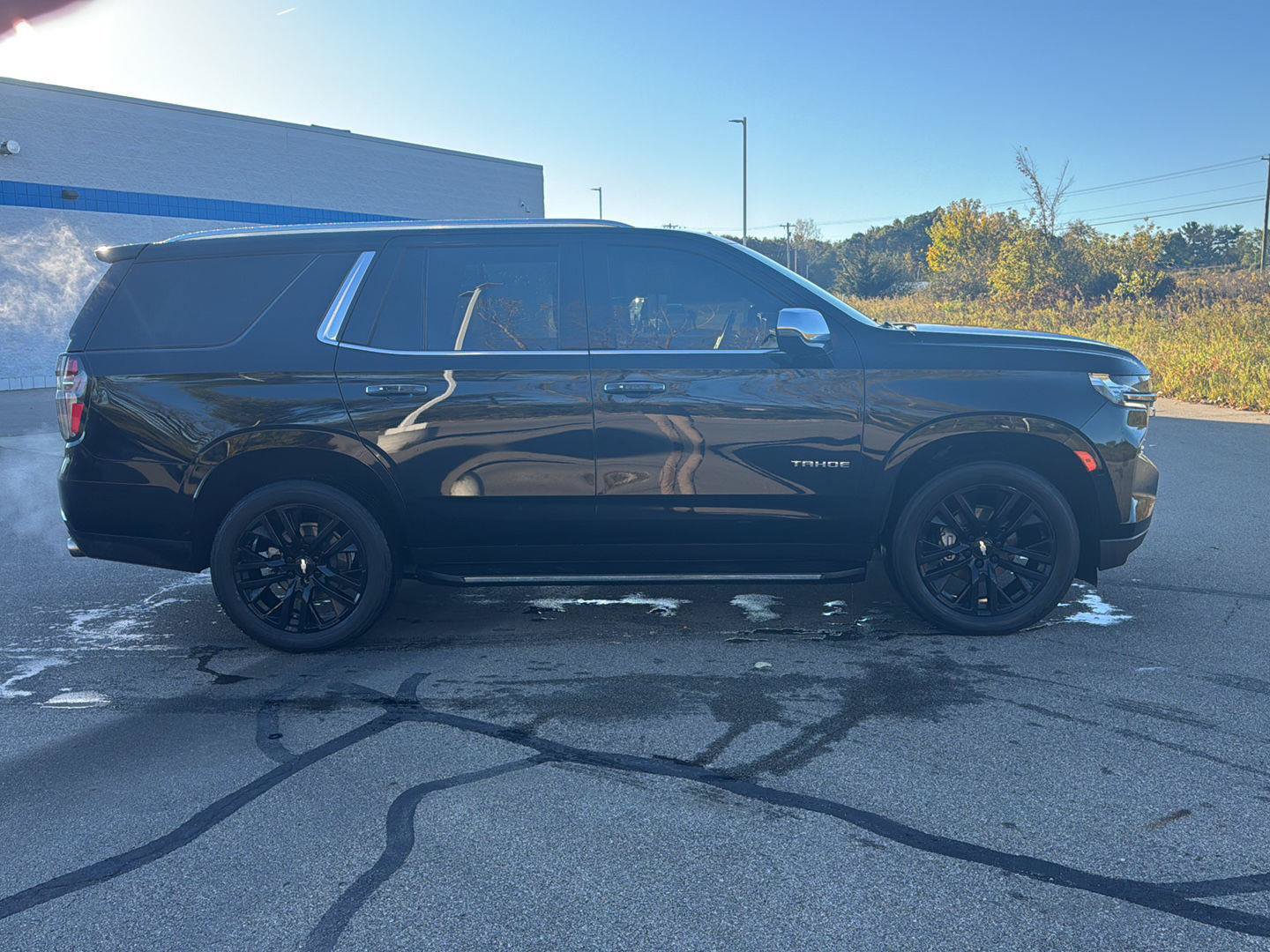 Used 2023 Chevrolet Tahoe Premier AWD/4WD image 6