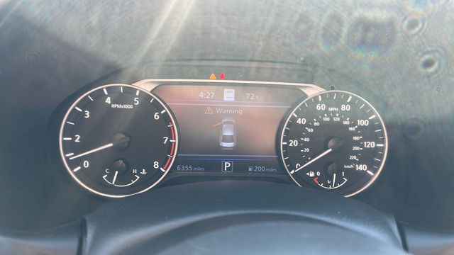 Used 2025 Nissan Altima 2.5 SL FWD image 12