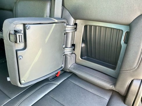 Used 2022 GMC Sierra 1500 Elevation w/ Elevation Premium Package image 32